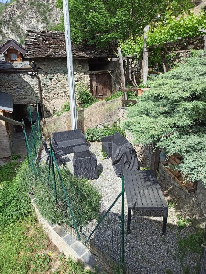 Ferienwohnung Maison Bellevue - Locazione Turistica Breve Aosta Exterior foto